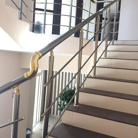Hotel Paulina Falesti Dış mekan fotoğraf